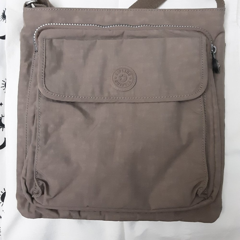 Kipling cross body
